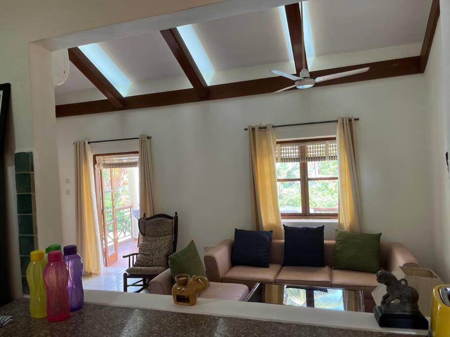 2Bhk Pool Facing Beachside Luxury Homestay In South Goa Беталбатим Экстерьер фото